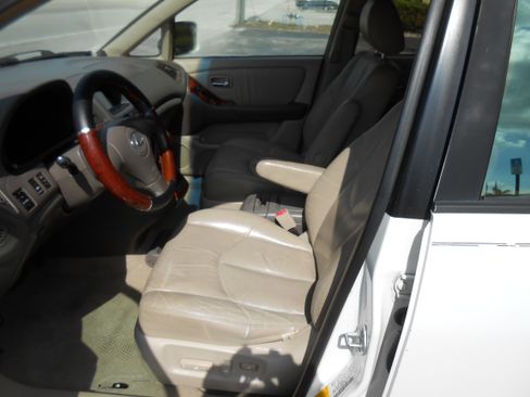 Used 2002 Lexus RX 300 image 11