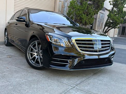 Used 2019 Mercedes-Benz S 560 Sedan image 1