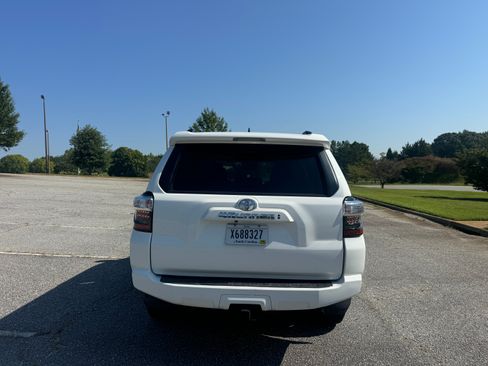 Used 2021 Toyota 4Runner 2WD SR5 image 7