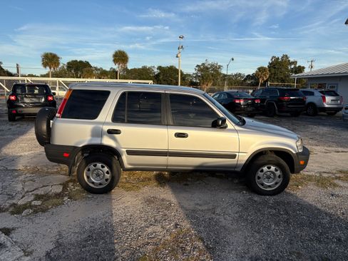 Used 2000 Honda CR-V LX image 5