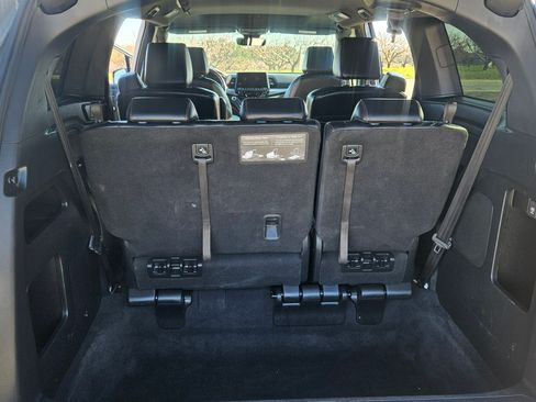 Used 2023 Honda Odyssey Sport image 14