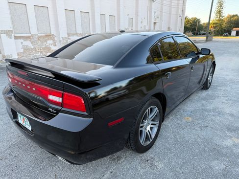Used 2014 Dodge Charger R/T image 4