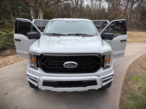 Used 2023 Ford F150 XLT image 19