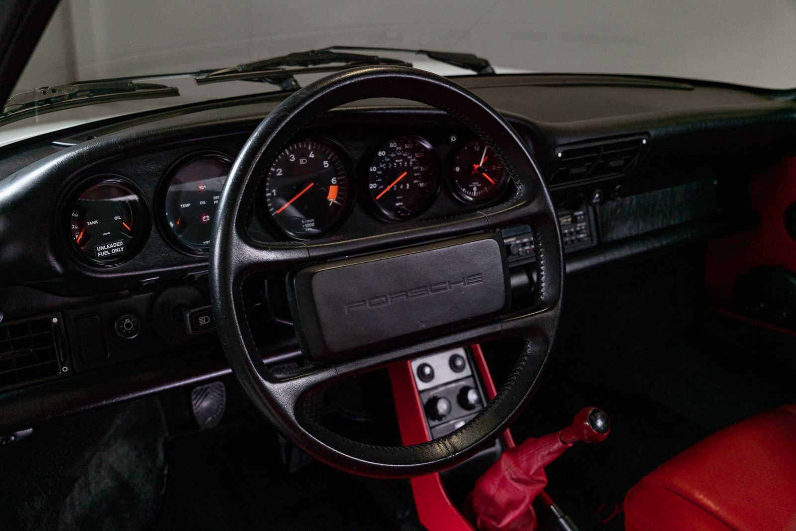 Used 1989 Porsche 911 Carrera Cabriolet RWD image 63