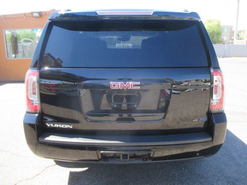 Used 2020 GMC Yukon SLT Sport Utility 4D RWD image 19