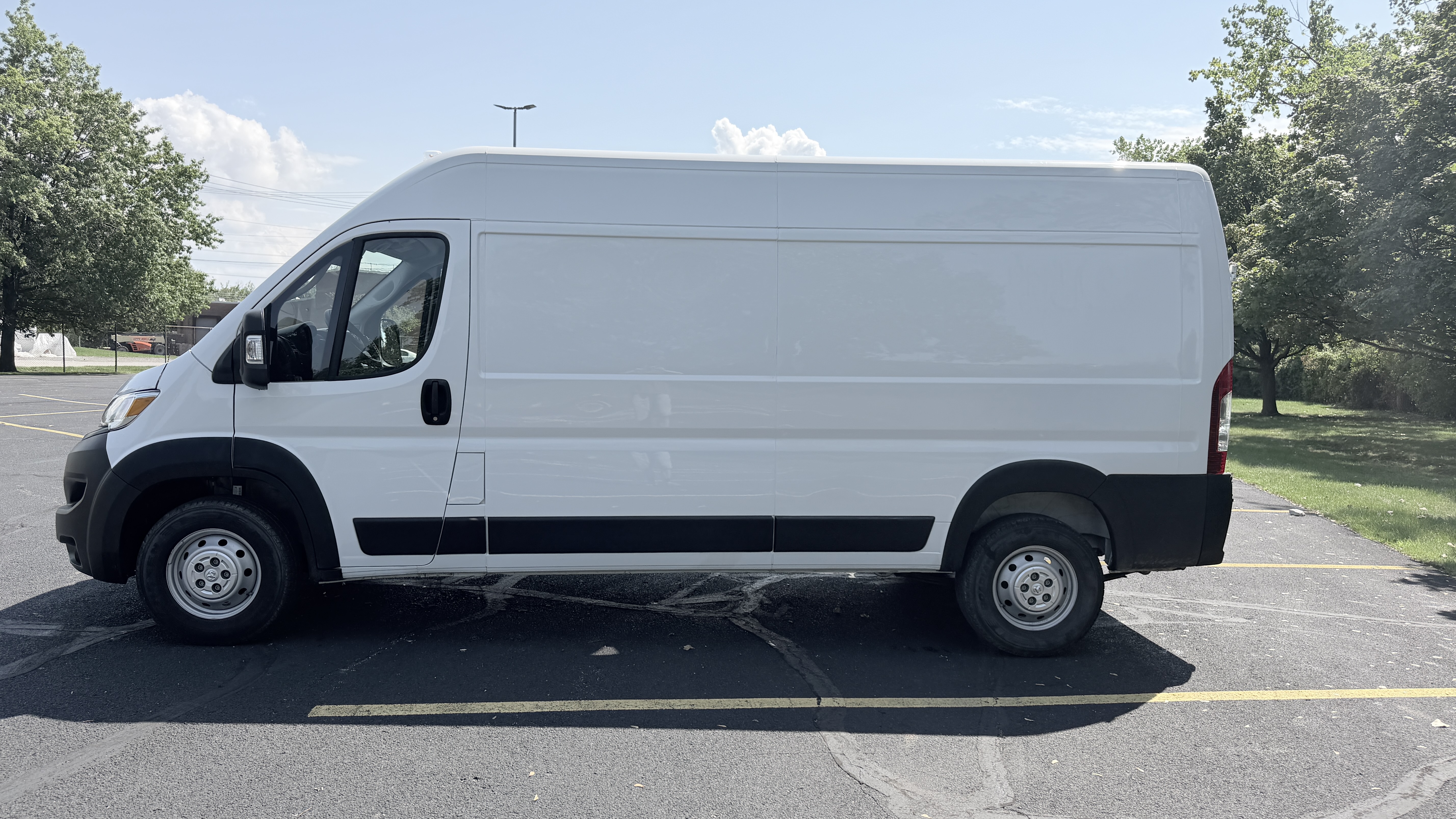 Used 2023 RAM ProMaster 2500 159 High Roof FWD image 8