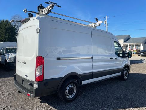 Used 2018 Ford Transit 250 image 5