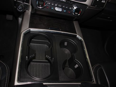 Used 2022 Ford F250 4x4 Crew Cab Super Duty image 44