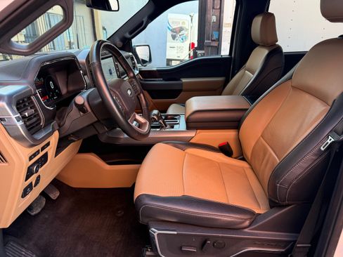 Used 2022 Ford F150 Lariat image 9