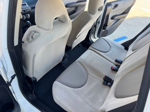 Used 2007 Honda Fit Sport image 21