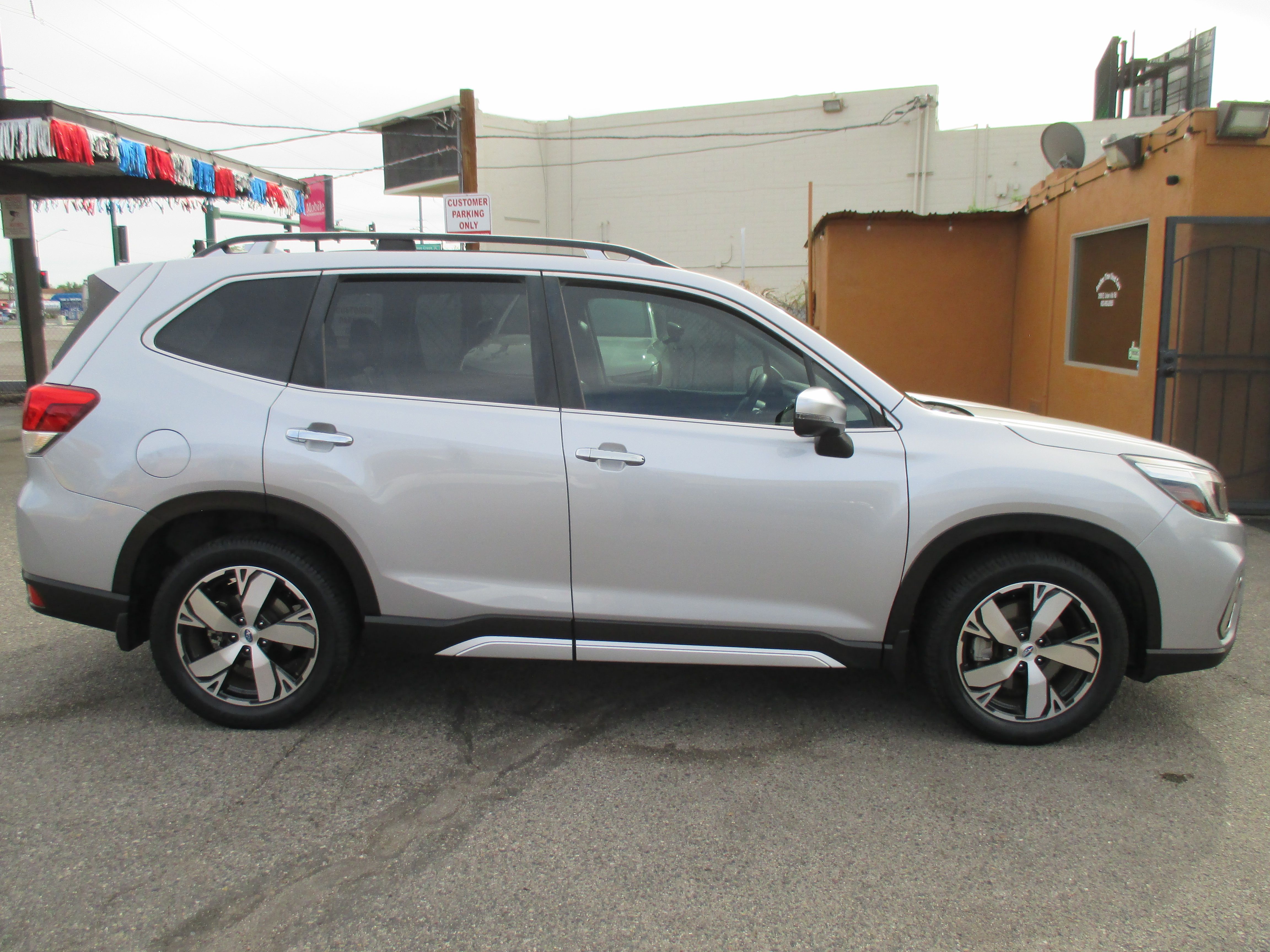 Used 2019 Subaru Forester Touring w/ POPULAR PACKAGE #2 AWD/4WD image 2