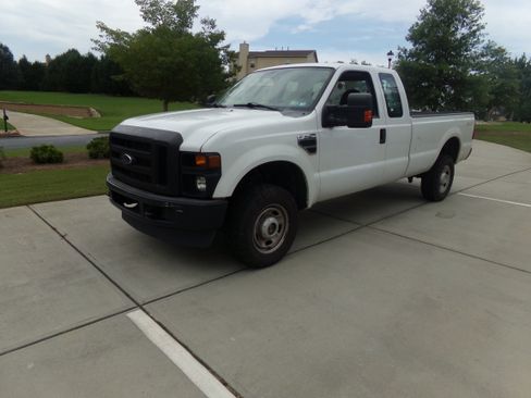 Used 2009 Ford F250 4x4 SuperCab Super Duty image 1