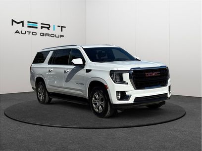 Used 2022 GMC Yukon XL SLE