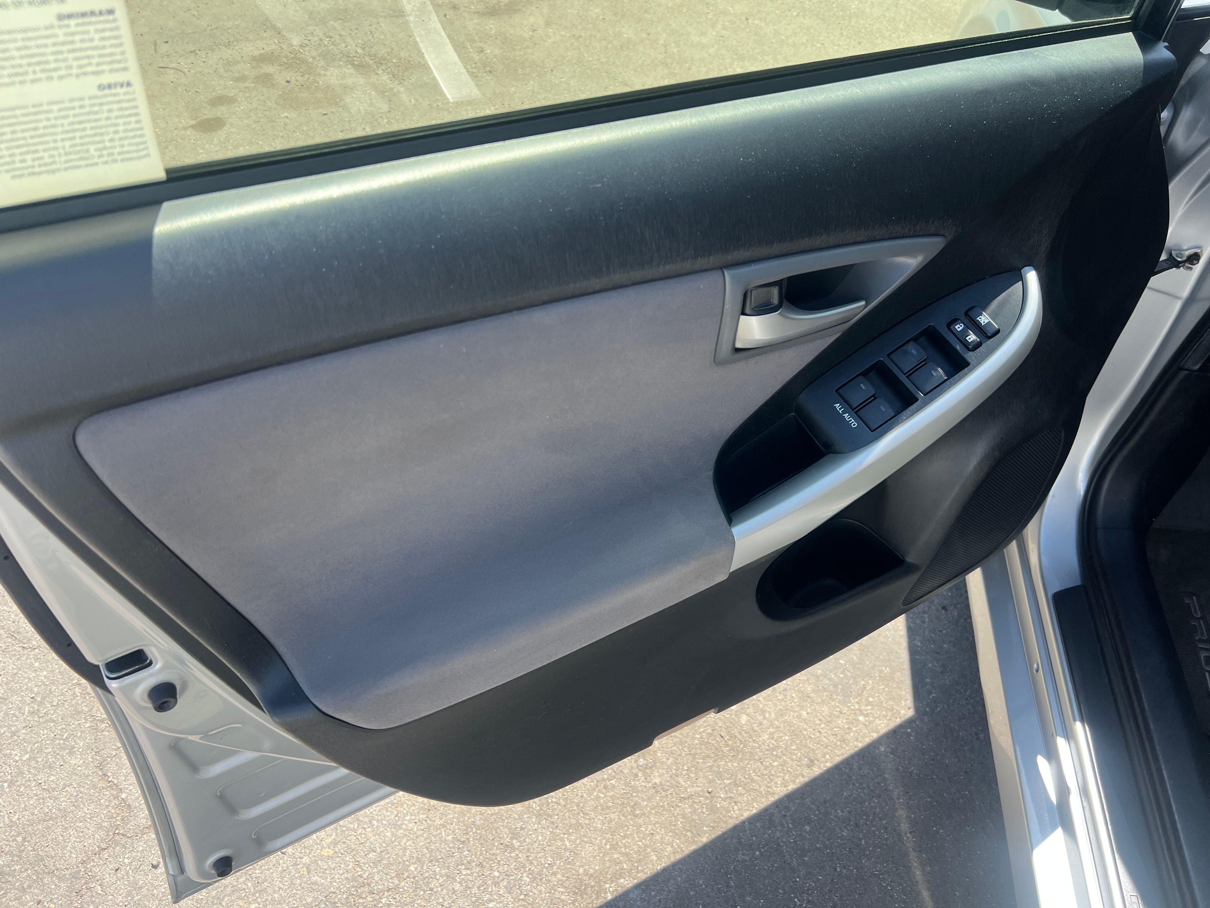 Used 2013 Toyota Prius Two FWD image 16