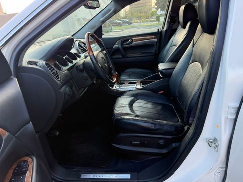 Used 2011 Buick Enclave 2WD CXL image 13