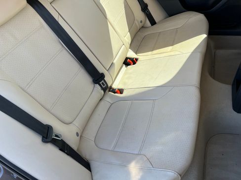 Used 2013 Volkswagen Jetta SE Sedan FWD image 14