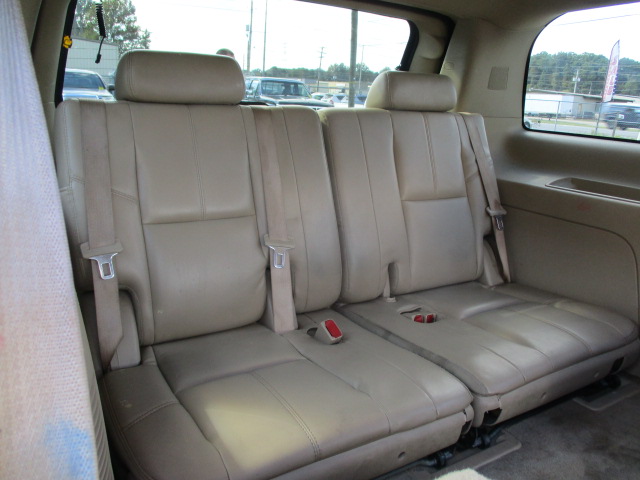 Used 2012 GMC Yukon AWD Denali image 31