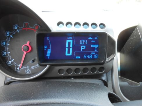 Used 2014 Chevrolet Sonic LT Hatchback FWD image 14