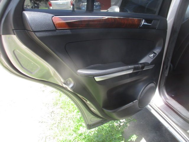 Used 2006 Mercedes-Benz ML 500 4MATIC image 9
