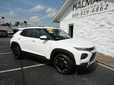 Used 2022 Chevrolet TrailBlazer LT image 2