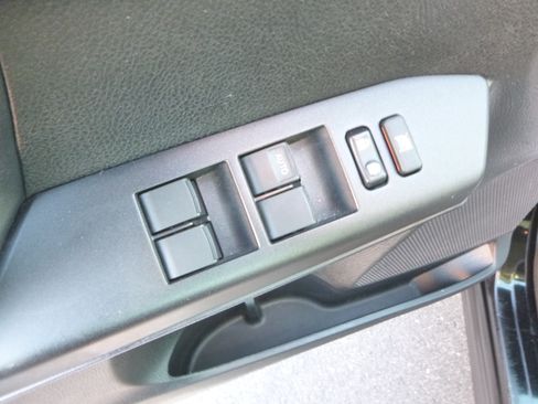 Used 2016 Toyota RAV4 XLE image 11