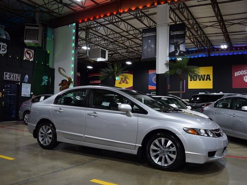 Used 2010 Honda Civic EX-L image 7