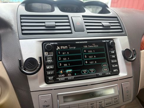 Used 2007 Toyota Solara Convertible FWD image 16