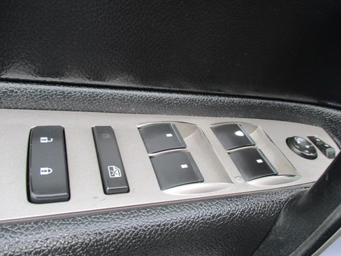 Used 2011 Chevrolet Silverado 2500 LT image 24