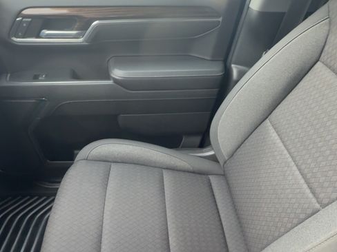 Used 2023 Chevrolet Silverado 1500 LT image 15