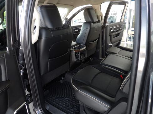 Used 2023 RAM 3500 Laramie image 25