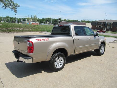 Used 2006 Toyota Tundra 4x4 Double Cab SR5 image 3