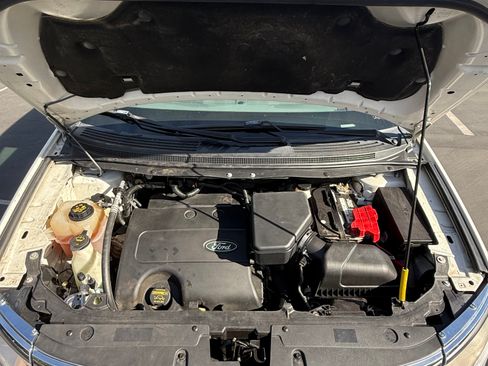 Used 2013 Ford Edge SEL image 30