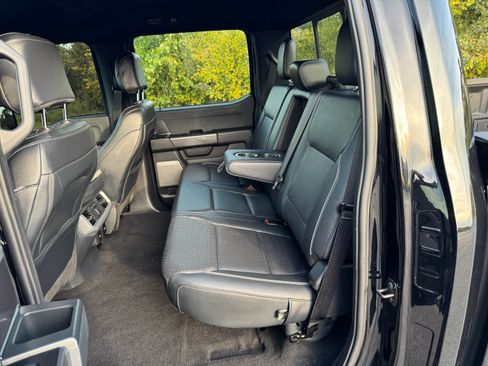 Used 2025 Ford F150 Lariat image 10