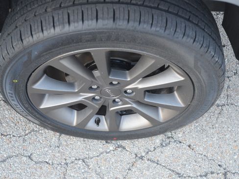 Used 2016 Jeep Compass 75th Anniversary image 22