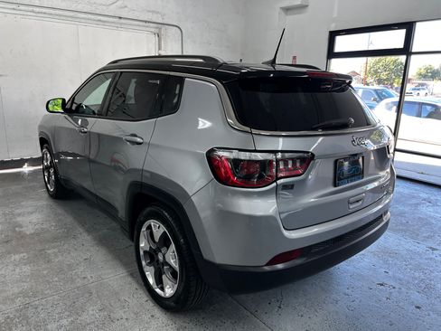 Used 2019 Jeep Compass Limited image 6