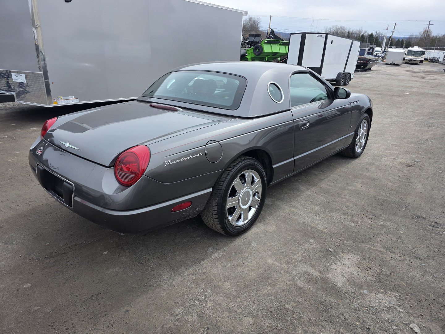 Used 2003 Ford Thunderbird UNAVAIL RWD image 5