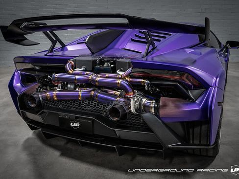 Used 2022 Lamborghini Huracan STO image 2