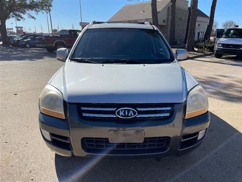 Used 2008 Kia Sportage EX image 9