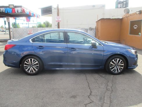 Used 2019 Subaru Legacy 2.5i Premium image 1