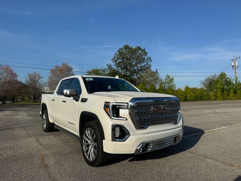 Used 2021 GMC Sierra 1500 Denali AWD/4WD image 2