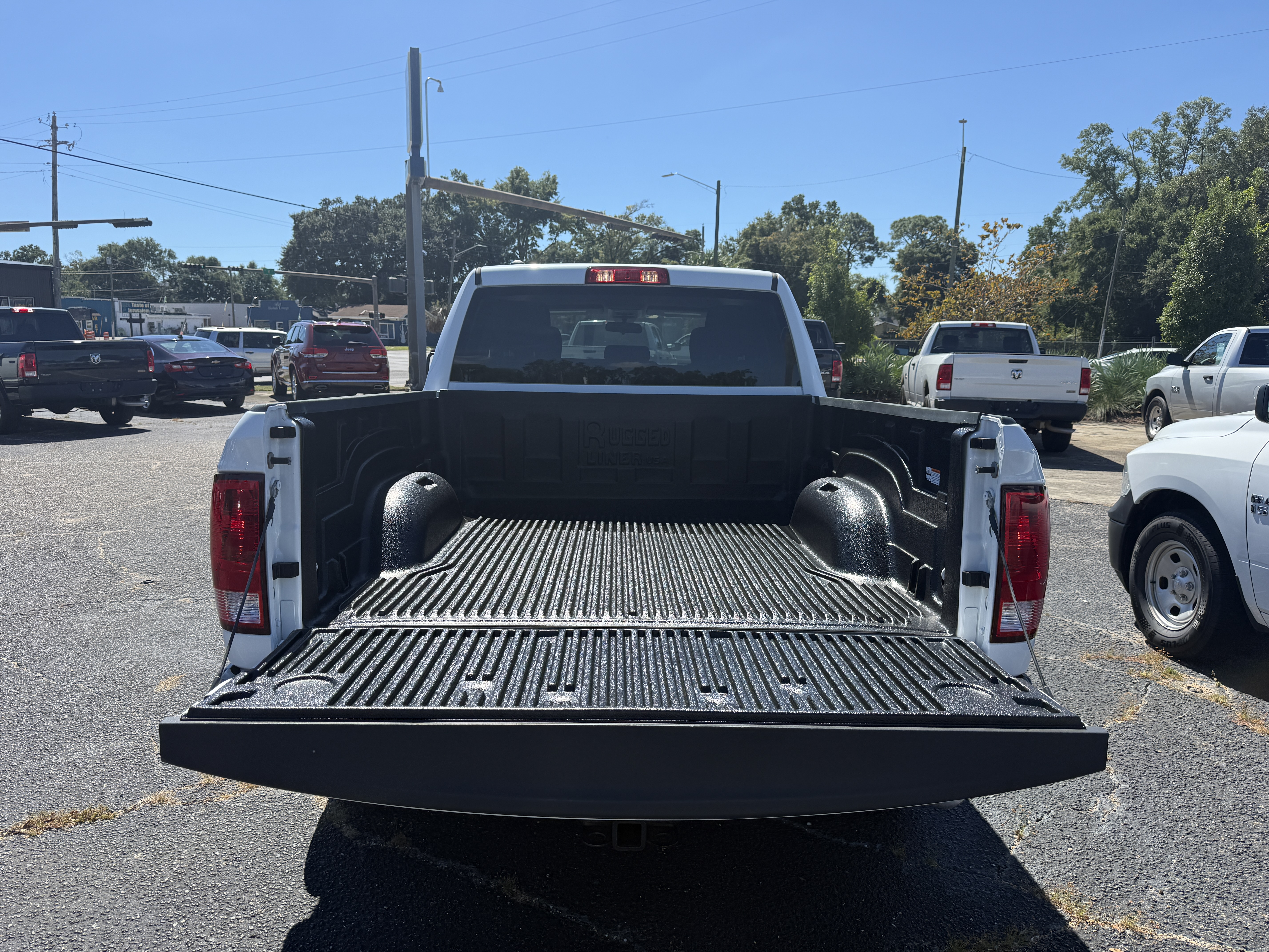 Used 2017 RAM 1500 2WD Quad Cab ST image 4