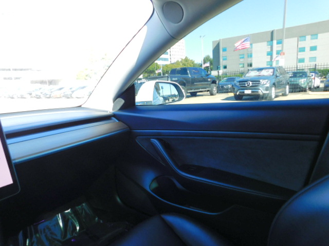 Used 2020 Tesla Model 3 Performance AWD/4WD image 18