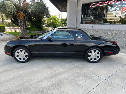 Used 2002 Ford Thunderbird UNAVAIL RWD image 4