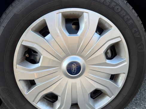 Used 2023 Ford Transit Connect XL image 10