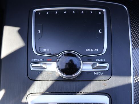 Used 2018 Audi SQ5 Premium Plus image 19