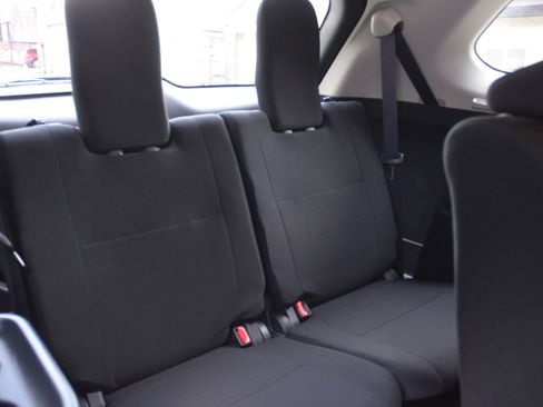 Used 2019 Mitsubishi Outlander 4WD ES image 14