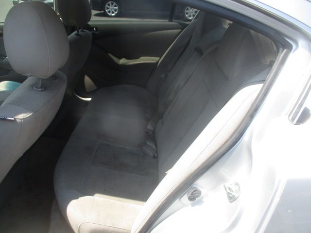 Used 2012 Nissan Altima Sedan FWD image 8