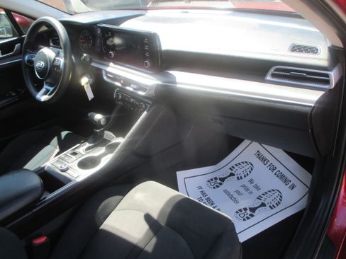Used 2021 Kia K5 LX FWD image 5
