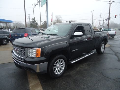 Used 2010 GMC Sierra 1500 SLE image 7