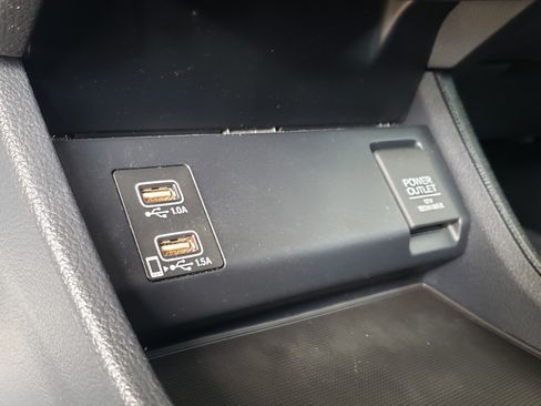 Used 2019 Honda HR-V Sport image 15